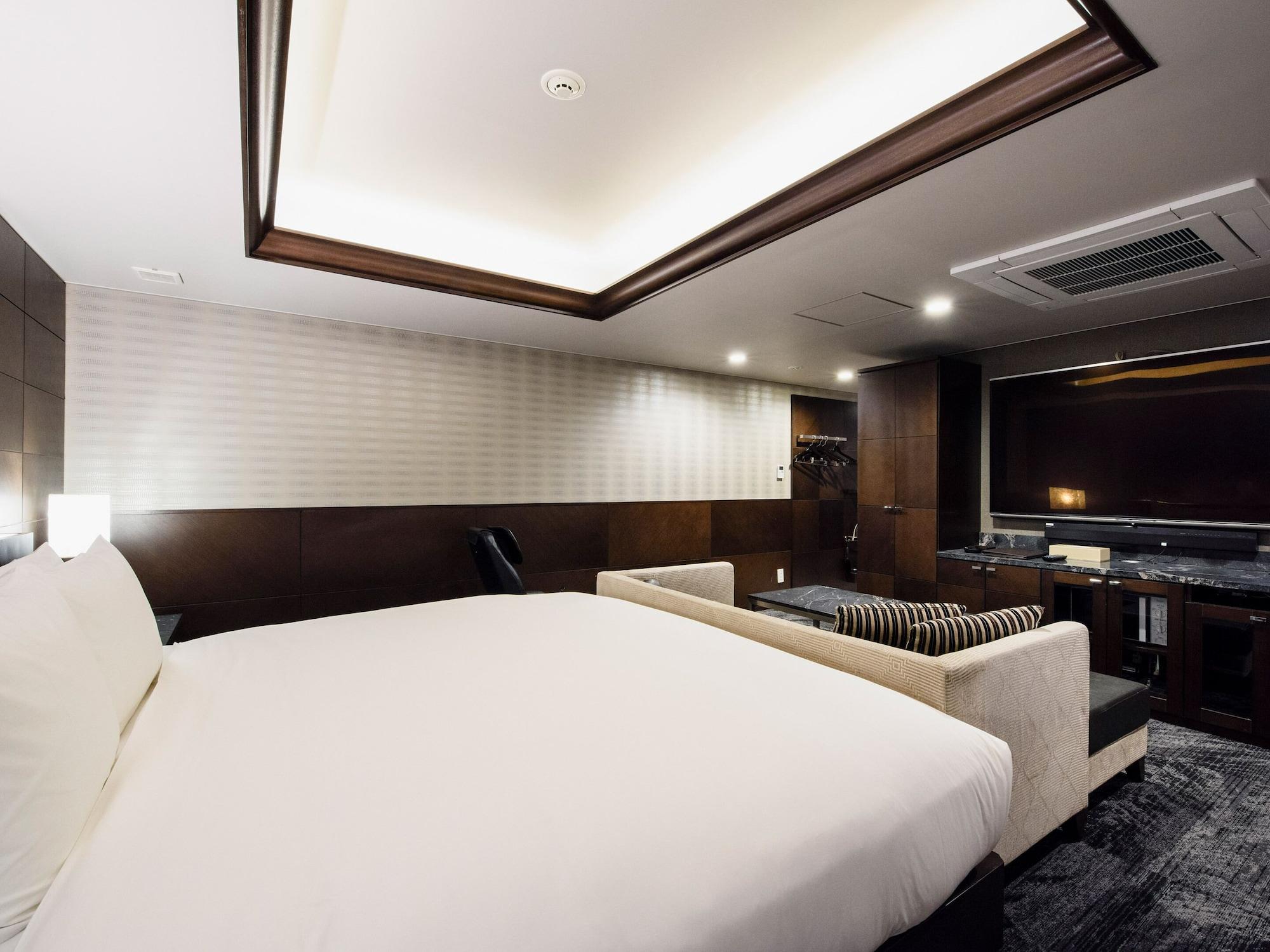 Meguroholic Hotel Tokyo Exterior photo
