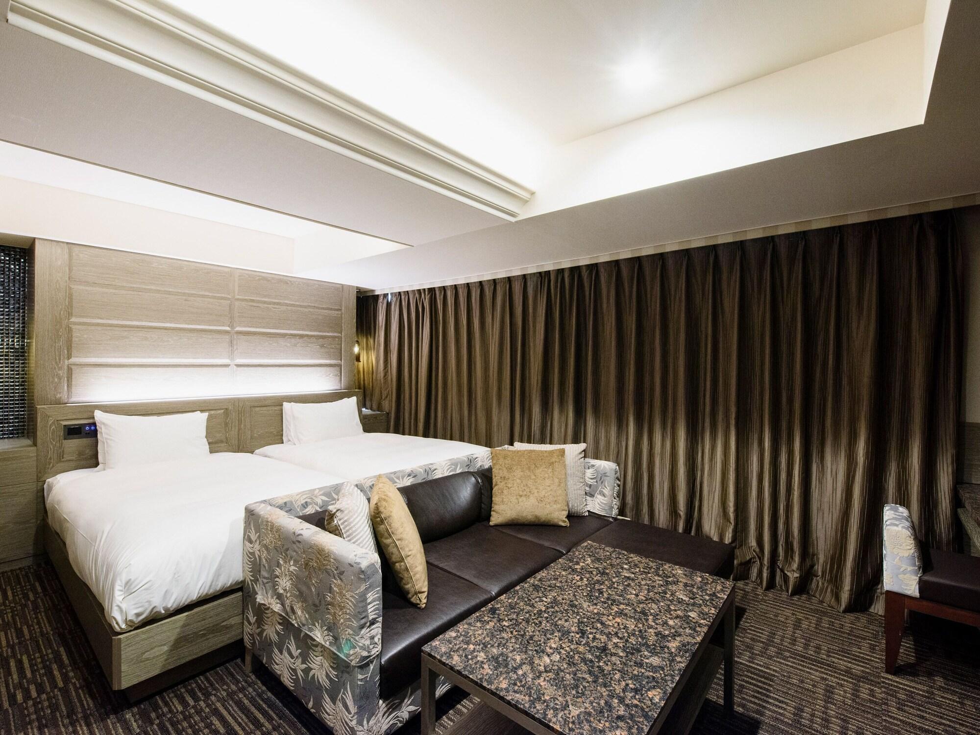 Meguroholic Hotel Tokyo Exterior photo