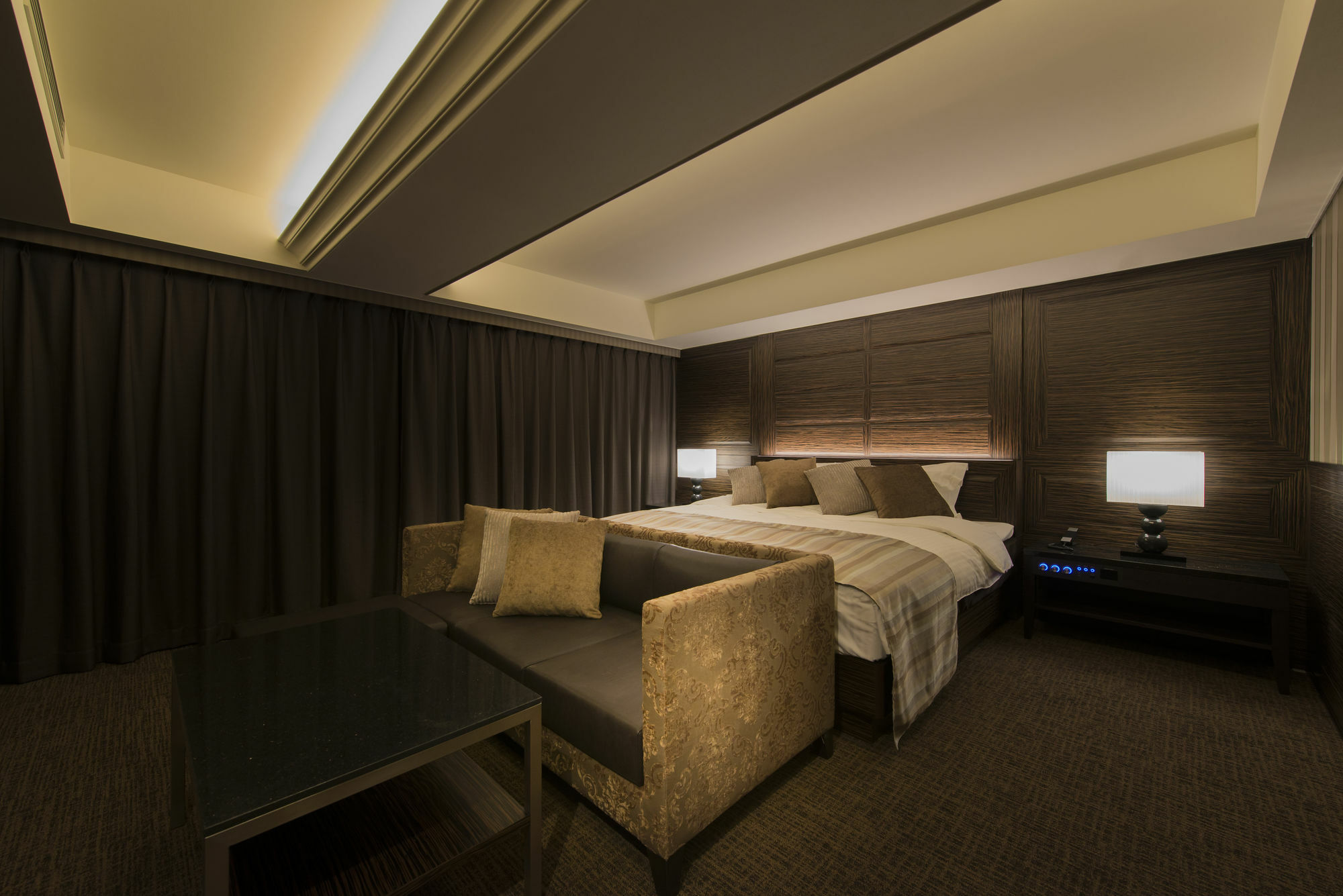 Meguroholic Hotel Tokyo Exterior photo