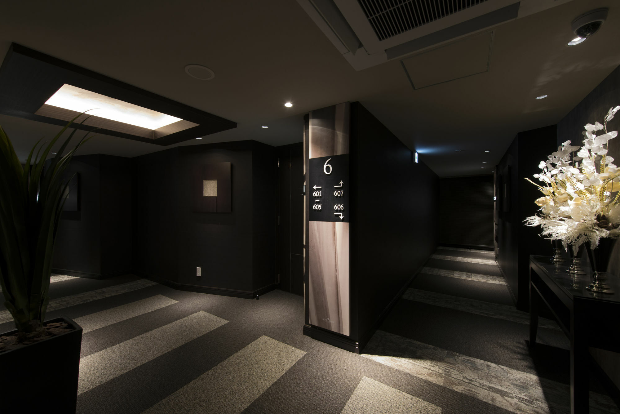 Meguroholic Hotel Tokyo Exterior photo