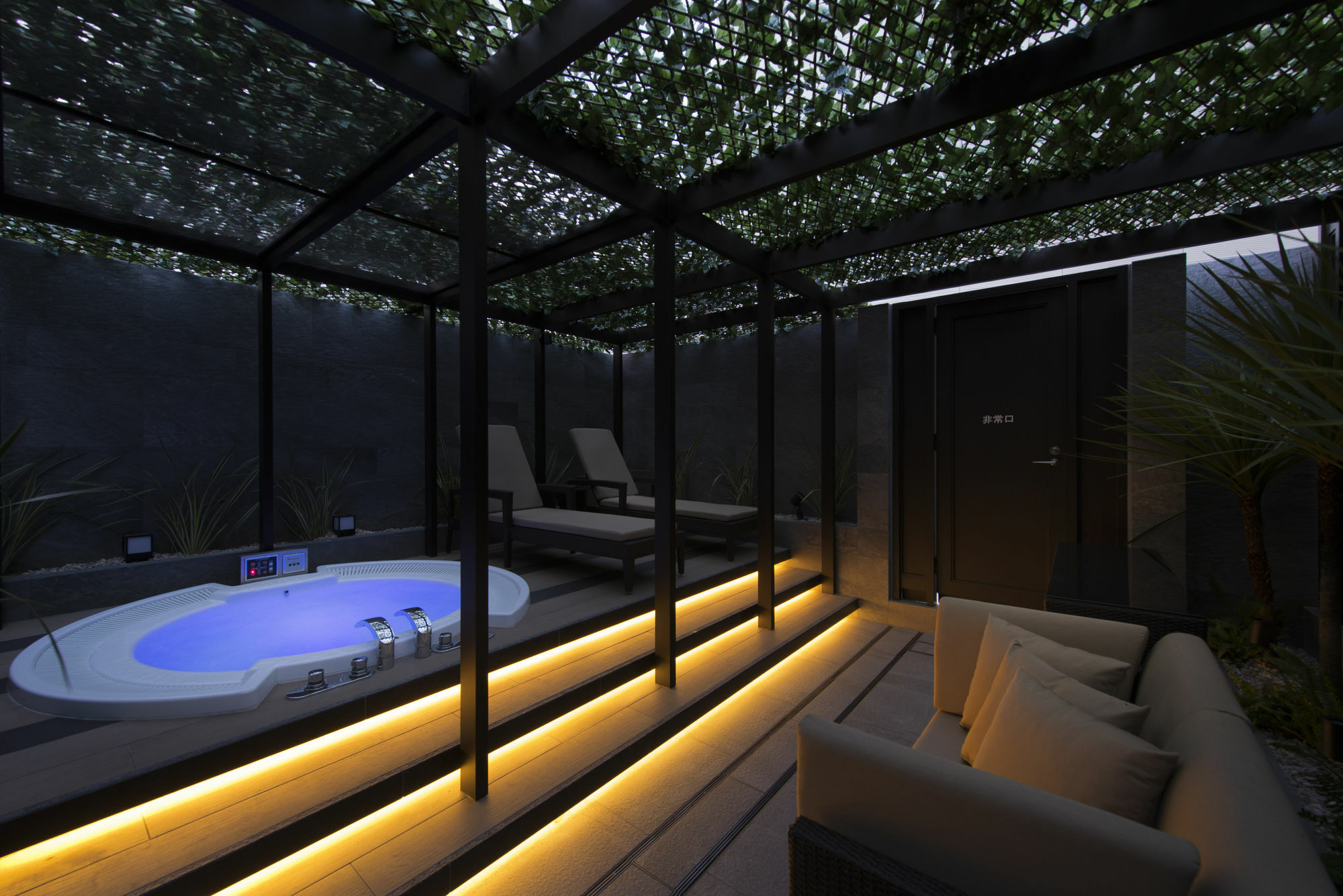 Meguroholic Hotel Tokyo Exterior photo