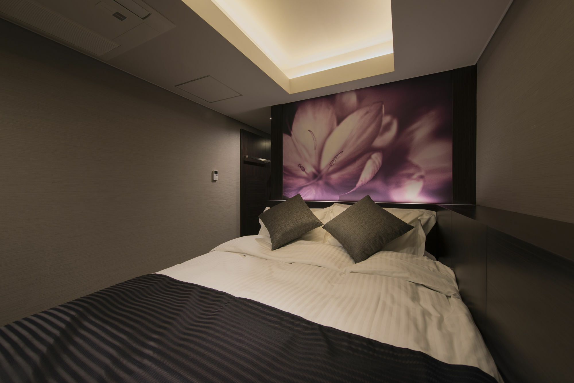 Meguroholic Hotel Tokyo Exterior photo